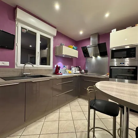 Habitación en casa particular Les Lilas - 4pers - Circuit Bugatti *