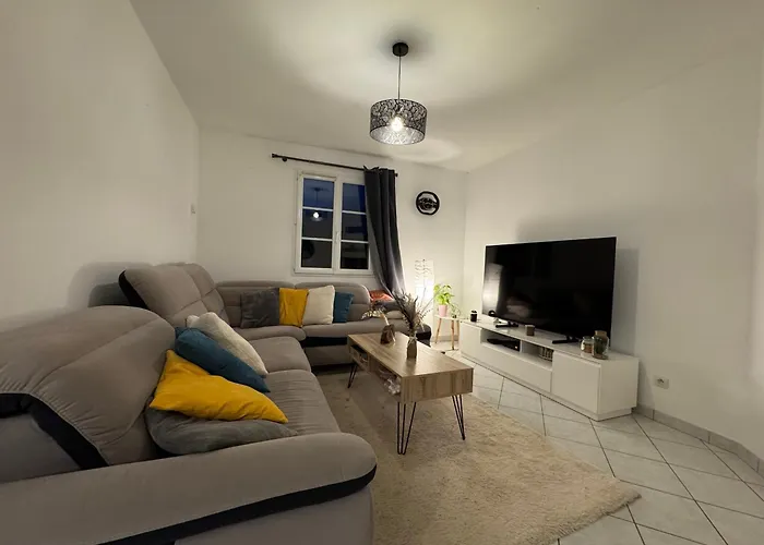 Les Lilas - 4pers - Circuit Bugatti Homestay szállás